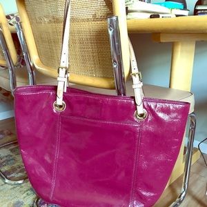 Michael Kors jet set peony leather tote